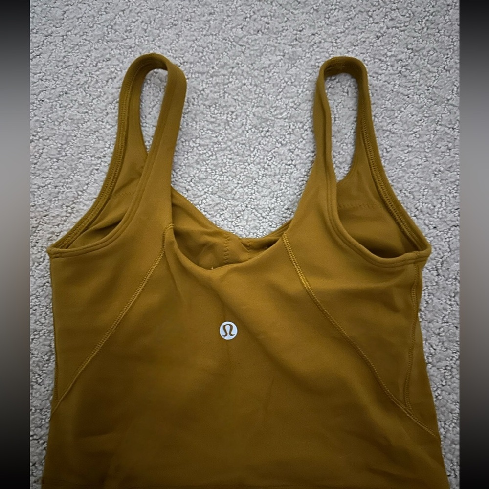 Lululemon tank top